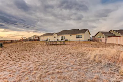 56788 E 22nd Place, Strasburg, CO 80136 - Photo 34