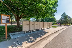 8752 E Amherst Dr, Denver, CO 80231 - Photo 32