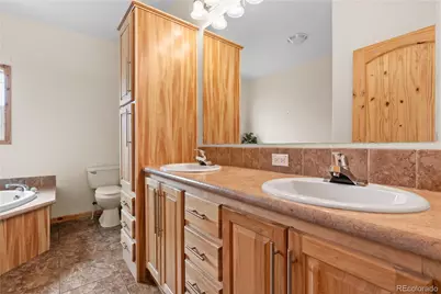 1570 S Cr 129, Bennett, CO 80102 - Photo 10