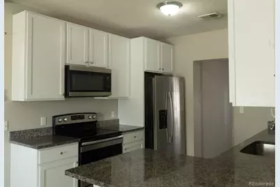 201 Beech Street, Sterling, CO 80751 - Photo 2