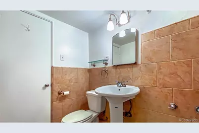 2100 N Franklin Street #14, Denver, CO 80205 - Photo 10