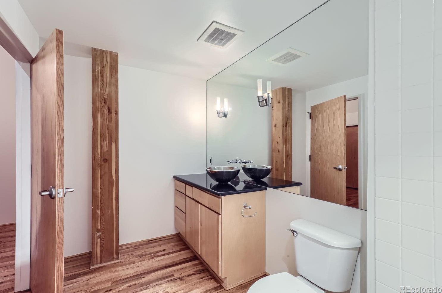 2955 Inca St, Denver CO  80202-1265 exterior