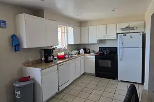 926 Potomac Ct, Aurora, CO 80012 - Photo 4