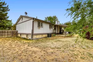 19093 E Bates Ave, Aurora, CO 80013 - Photo 26