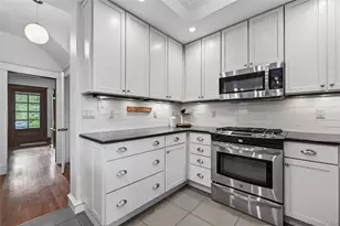 1054 Steele St, Denver, CO 80206 - Photo 14