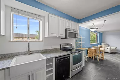2295 Asbury #307, Denver, CO 80210 - Photo 14