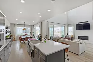 10043 Worchester St, Commerce City, CO 80022 - Photo 8