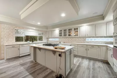9531 Sand Hill Court, Littleton, CO 80126 - Photo 4