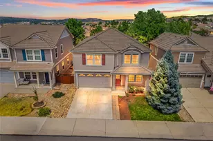 1880 Hogan Ct, Castle Rock, CO 80109 - Photo 2