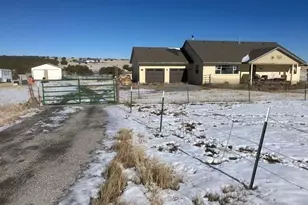 5355 Sunflower Ln, Pueblo, CO 81004 - Photo 2