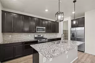 10931 Uvalda St, Commerce City, CO 80022 - Photo 4