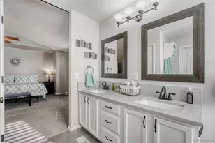 6086 S Ukraine St, Aurora, CO 80015 - Photo 22