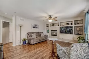 6086 S Ukraine St, Aurora, CO 80015 - Photo 16