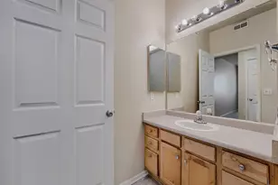 16821 E Hawaii Dr, Aurora, CO 80017 - Photo 22