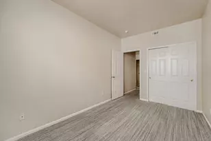 16821 E Hawaii Dr, Aurora, CO 80017 - Photo 14