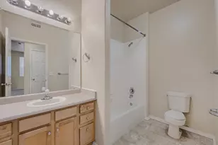 16821 E Hawaii Dr, Aurora, CO 80017 - Photo 20
