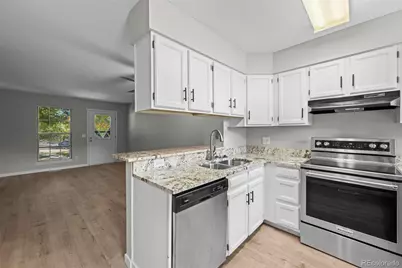 10232 W Dartmouth Avenue, Denver, CO 80227 - Photo 6