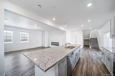 10087 Scranton Court, Commerce City, CO 80022 - Photo 4