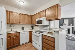 3324 S Ammons St, Lakewood, CO 80227 - Photo 6