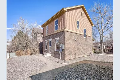 23341 E Saratoga Circle, Aurora, CO 80016 - Photo 2