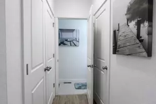 37 S Waterloo St, Aurora, CO 80018 - Photo 6