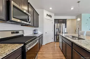 37 S Waterloo St, Aurora, CO 80018 - Photo 10