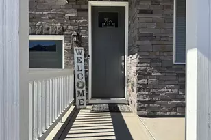 37 S Waterloo St, Aurora, CO 80018 - Photo 2