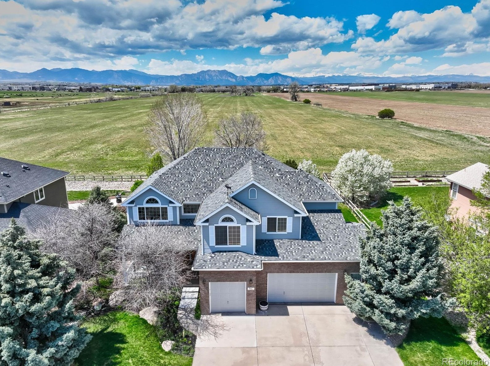 381 Elk Trl, Lafayette, CO 80026-9055