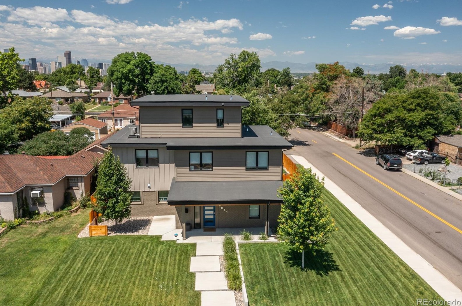 2841 Steele St, Denver, CO 80205-4845