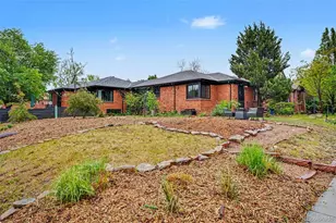 1068 Monroe St, Denver, CO 80206 - Photo 14
