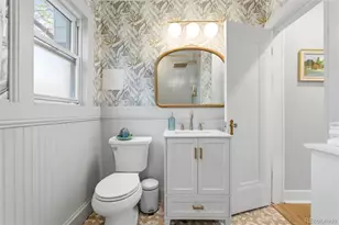 2500 Grape St, Denver, CO 80207 - Photo 30