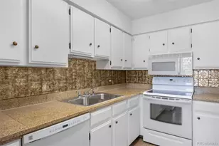 7110 S Gaylord Street, Centennial, CO 80122 - Photo 6