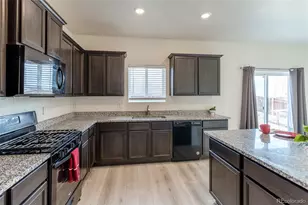 325 Thomas Ave, Keenesburg, CO 80643 - Photo 14