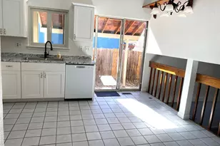 4865 S Espana Ln, Centennial, CO 80015 - Photo 4