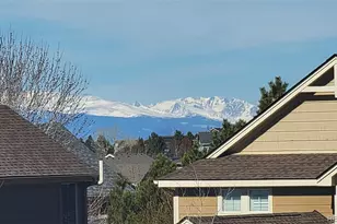 26726 E Peakview Dr, Aurora, CO 80016 - Photo 24