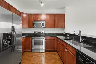 9039 E Panorama Cir, Englewood, CO 80112 - Photo 4