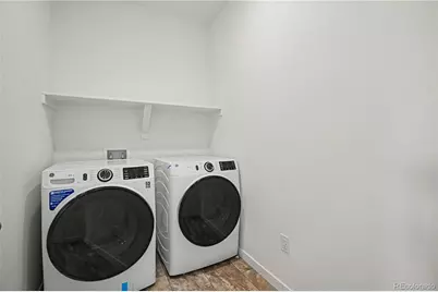 1980 S Fultondale Court, Aurora, CO 80018 - Photo 32