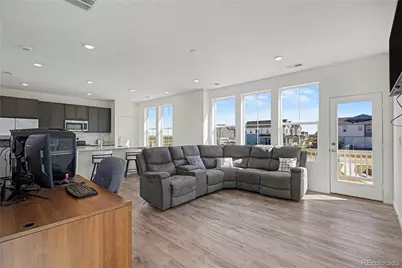 1980 S Fultondale Court, Aurora, CO 80018 - Photo 10