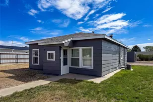 314 6th St, Burlington, CO 80807 - Photo 1