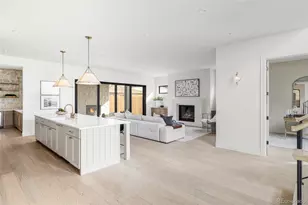 1060 S Garfield St, Denver, CO 80209 - Photo 4