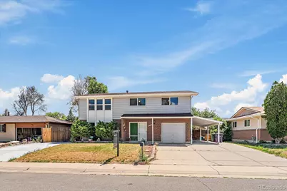 5042 Scranton Street, Denver, CO 80239 - Photo 2