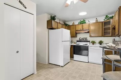 675 S Alton Way #12B, Denver, CO 80247 - Photo 8