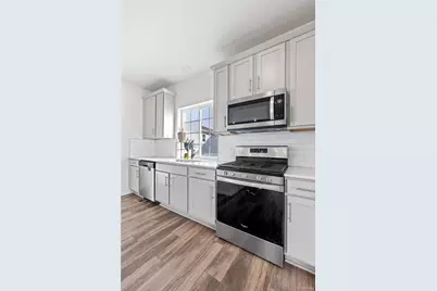 3944 N Quatar Court, Aurora, CO 80019 - Photo 8