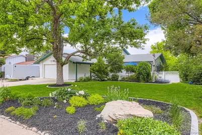 1651 E Kettle Avenue, Centennial, CO 80122 - Photo 2