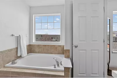 22800 E Briarwood Place, Aurora, CO 80016 - Photo 28