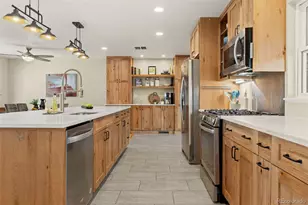 1157 Kingston St, Aurora, CO 80010 - Photo 4