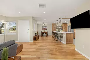 1157 Kingston St, Aurora, CO 80010 - Photo 10