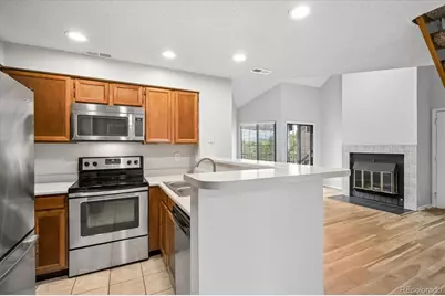 846 S Vance Street #F, Lakewood, CO 80226 - Photo 6