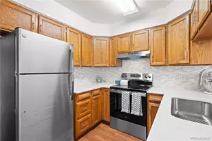 1242 S Idalia St, Aurora, CO 80017 - Photo 8