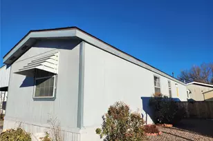 729 17th Ave, Longmont, CO 80501 - Photo 2